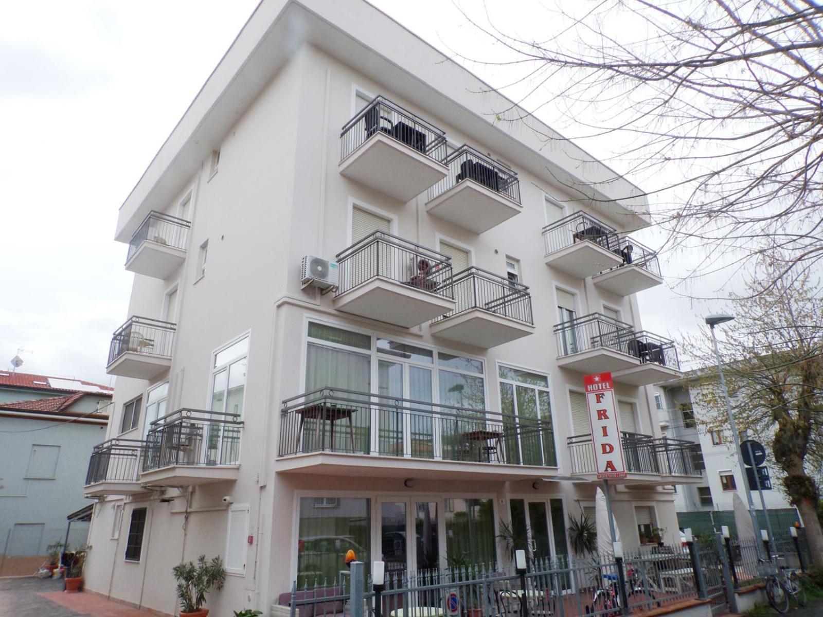 Hotel Frida Римини Екстериор снимка